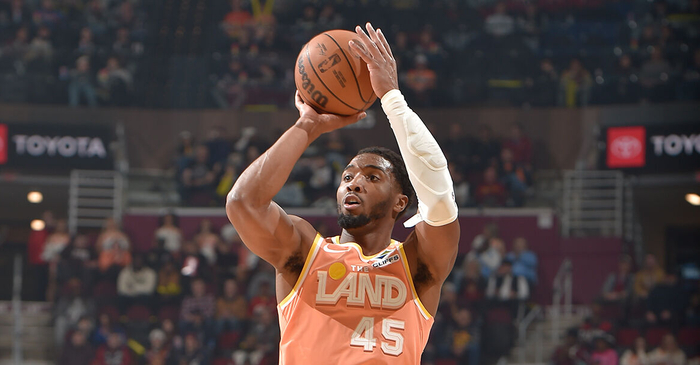 九游官方-米切尔45分班凯罗37+10 骑士主场轻取魔术|北京|贝恩|奥兰多魔术队|克利夫兰骑士队|多诺万-米切尔_新浪体育_新浪新闻